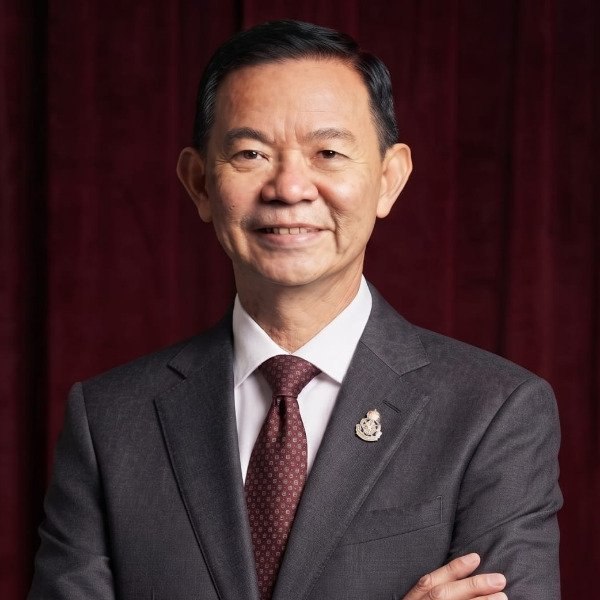 Chandra Tambayong S.H., M.H.